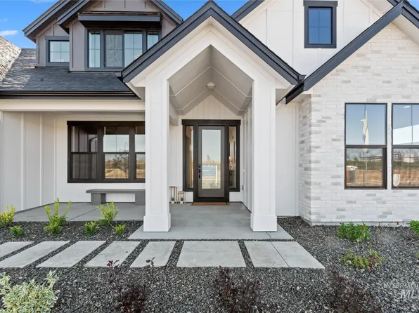 7755 W Flathead Lake St, Eagle, ID 83616