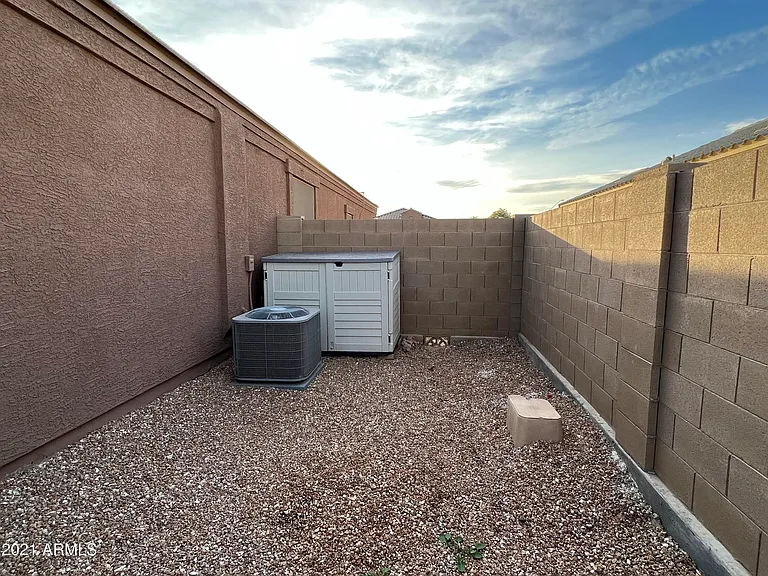 2210 N Saint Bonita Ln — Photo 22
