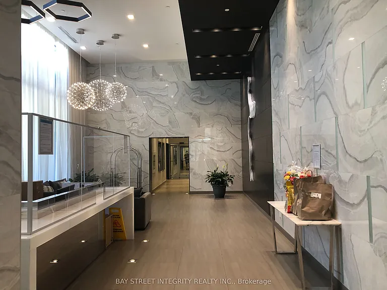 5180 Yonge St #2206 — Photo 2