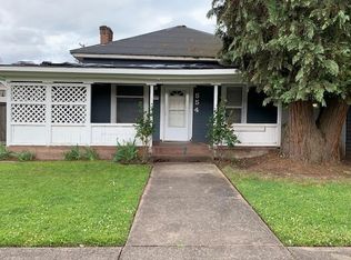 554 Laurel St, Junction City, OR 97448