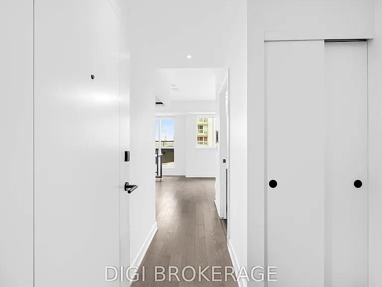 560 Rideau St #413 — Photo 6