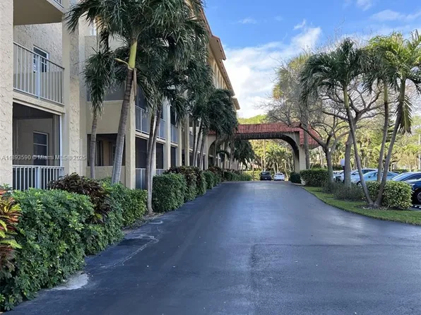 950 Ponce De Leon Rd #2100, Boca Raton, FL 33432