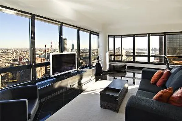 Sold by Corcoran | media 8