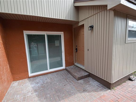 4th image of 947 Castle Way #947