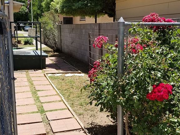 2nd image of 311 N Halagueno St