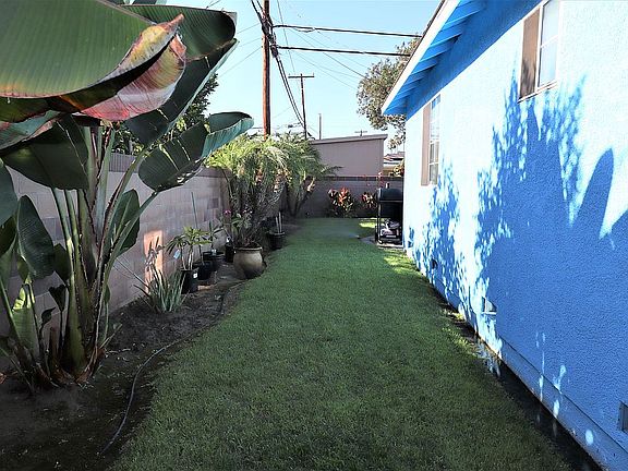5th image of 6381 Coronado Ave