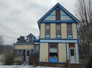 410 N 1st St, Guttenberg, IA 52052