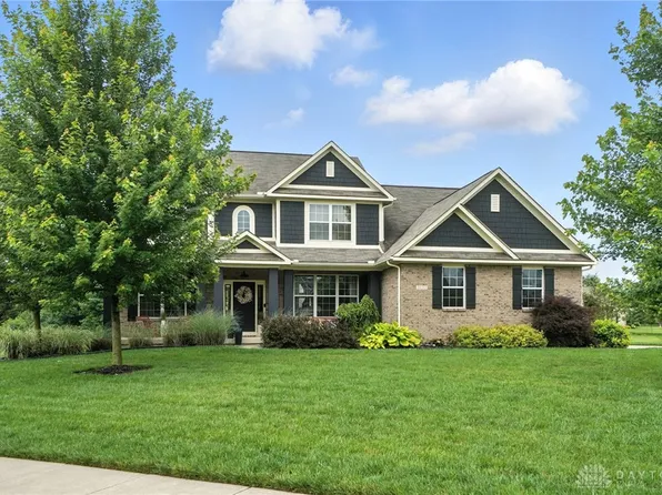 3133 Spillway Dr, Bellbrook, OH 45305