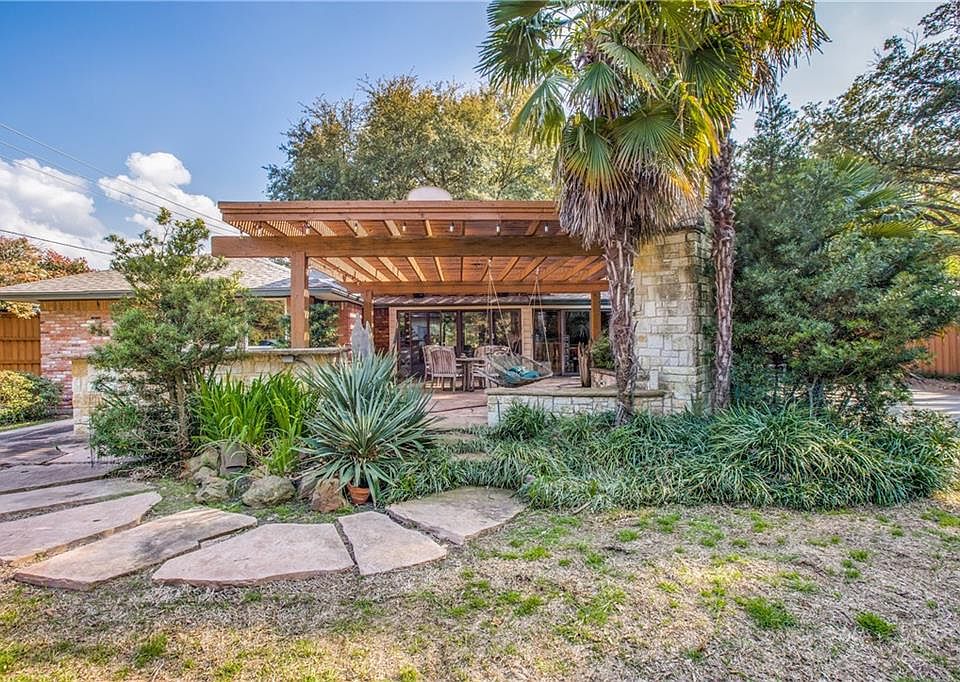 1st image of 10557 Somerton Dr