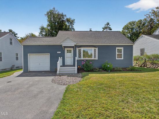 1321 W High Street, Ballston Spa, NY 12020