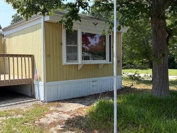 10 Pigeon Court, Whiting, NJ 08759