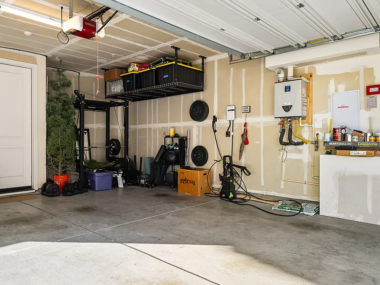 1304 Bloom Ln — Photo 41