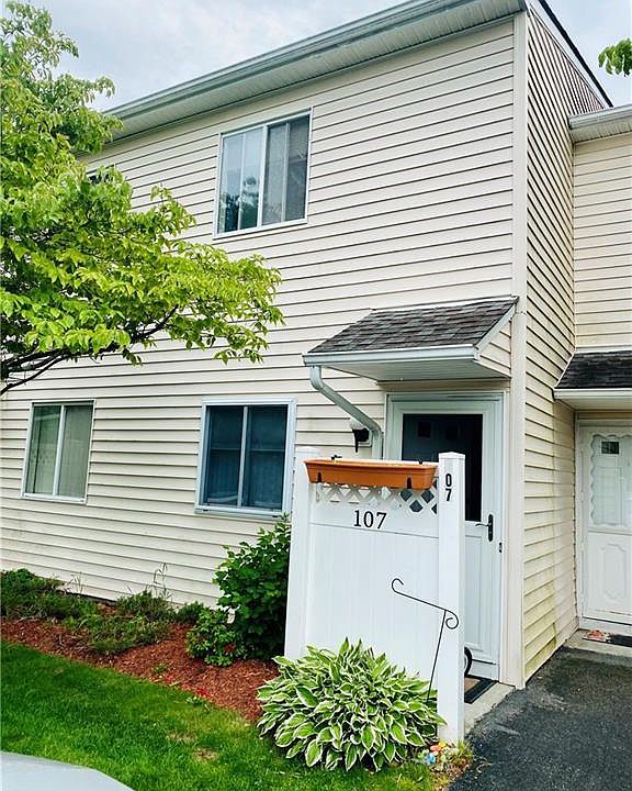 1st image of 107 Gregory Ct