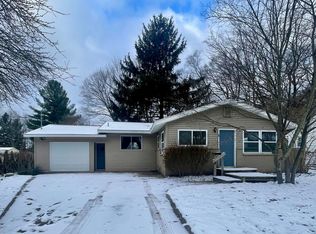 825 Argo Ave SE, Grand Rapids, MI