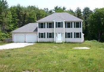 2nd image of 27 Bradford Cir
