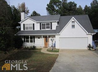 5041 Cliff Top Dr, Loganville, GA 30052