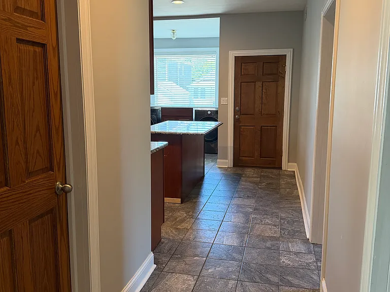 2550 N Newcastle Ave #1 — Photo 7