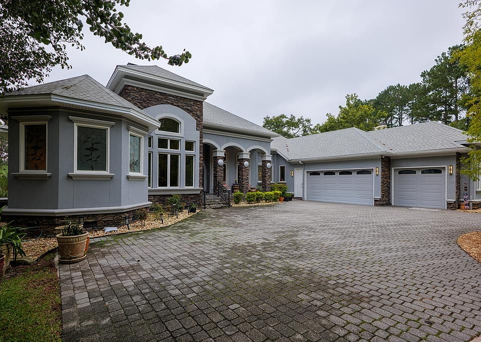 1st image of 4624 Hickory Creek Cir