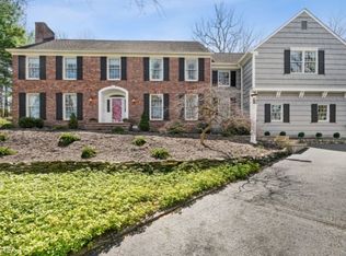 54 Laura Ln, Morristown, NJ 07960