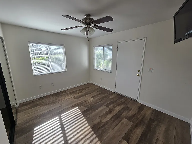104 Westdale Ct — Photo 10