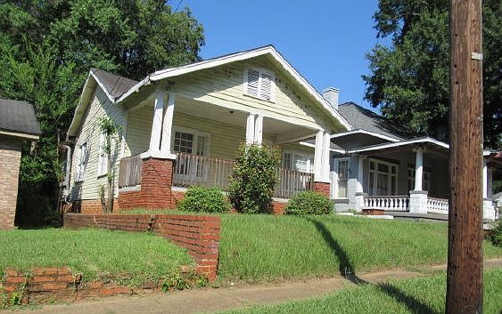 3rd image of 406 Buford St