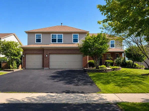 749 Lindsey Ln, Bolingbrook, IL 60440