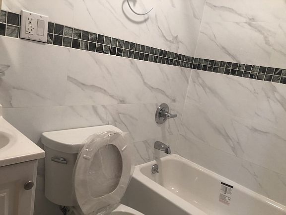 5th image of 66 Bayard St APT 8