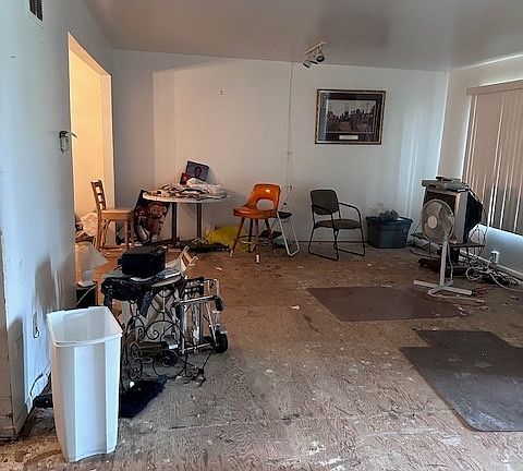 2nd image of 3231 Chestnut Dr