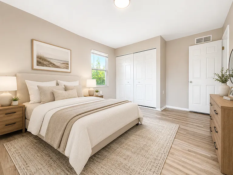 27056 Lawnwood St — Photo 14