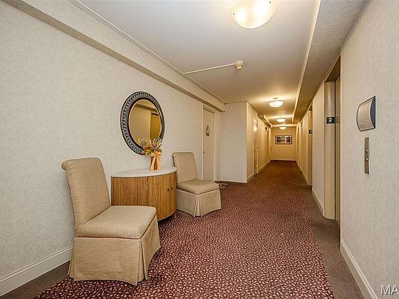 5th image of 4466 W Pine Blvd APT 2E