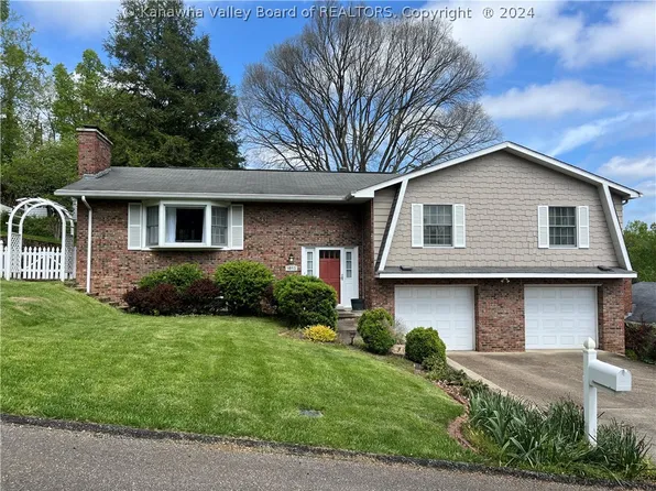 1613 Berkshire Pl, Charleston, WV 25314