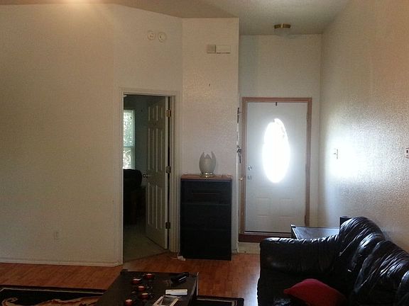 5th image of 2904 Curtis Dr