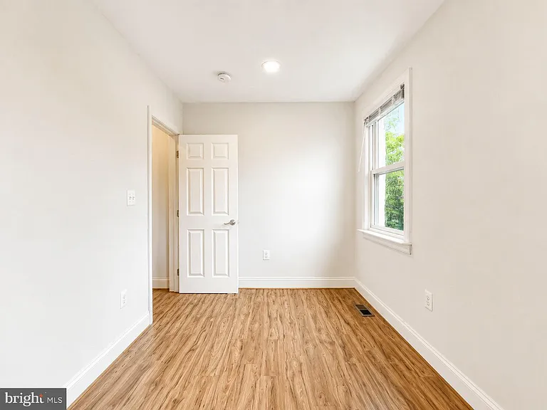 2851 Robinson Pl SE — Photo 15