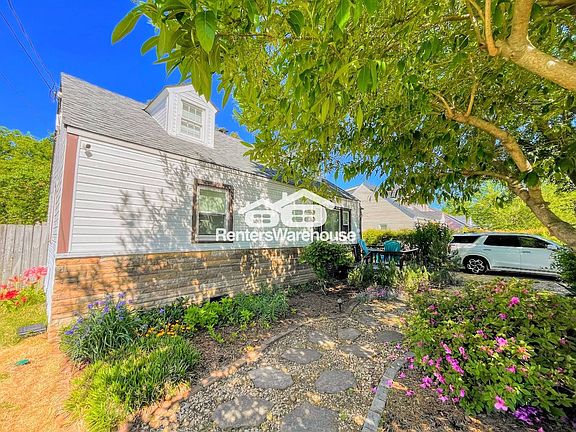 3rd image of 8455 Radnor Rd
