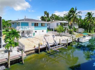244 Dundee Rd, Fort Myers Beach, FL 33931