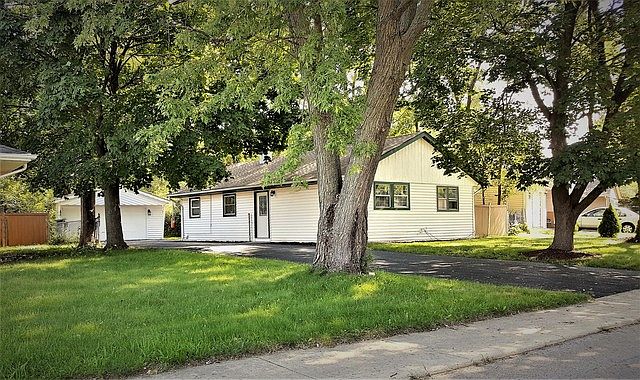 1st image of 1137 Chippewa Cir