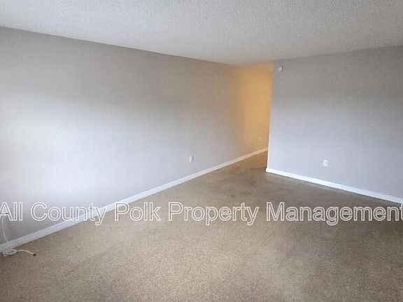 3rd image of 1524 Moonlite Dr