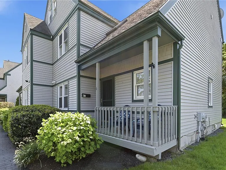61 Clinton St #C — Photo 3