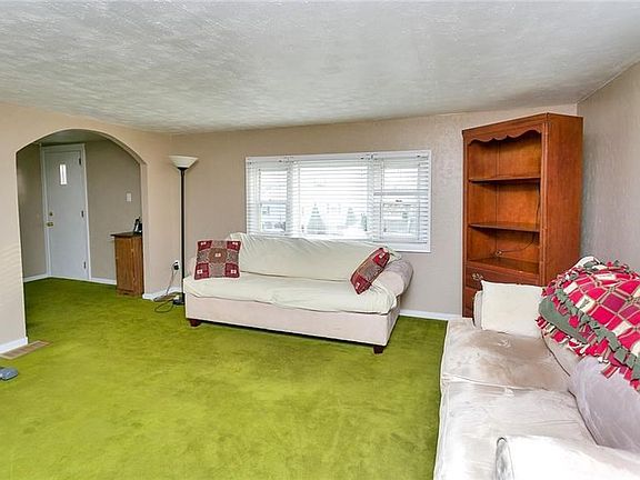 Large Formal Living room.