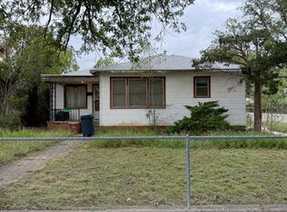 1412 S Kentucky Ave, Roswell, NM 88203