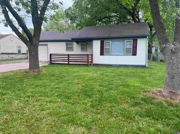 2313 SW Mission Ave, Topeka, KS 66614