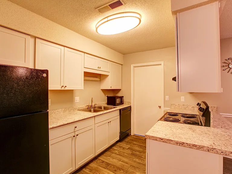 KRC Northlake Townhomes — Photo 4