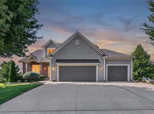 12203 Canna Ct, Peculiar, MO 64078