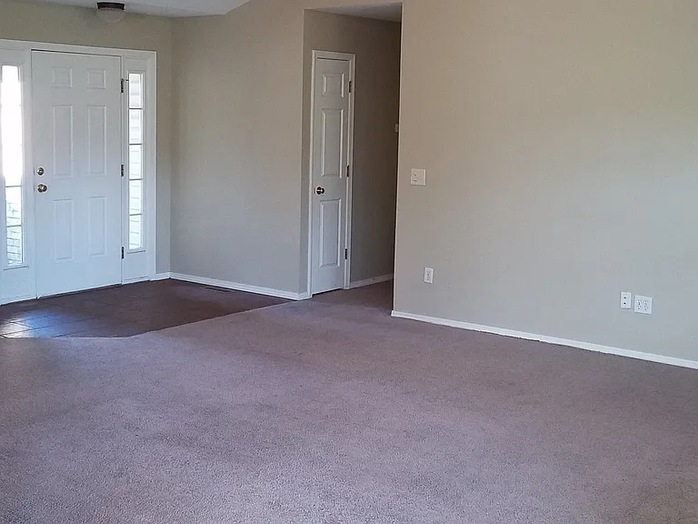 17 Slifer Dr — Photo 10