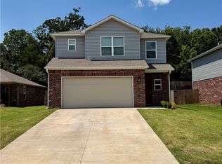 3310 Red Tail Way, Farmington, AR 72730