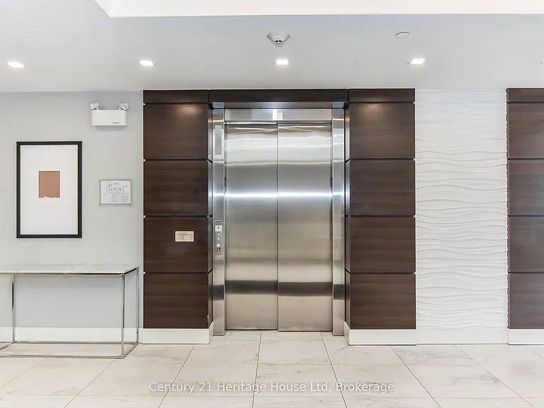 1280 Gordon St #305 — Photo 12