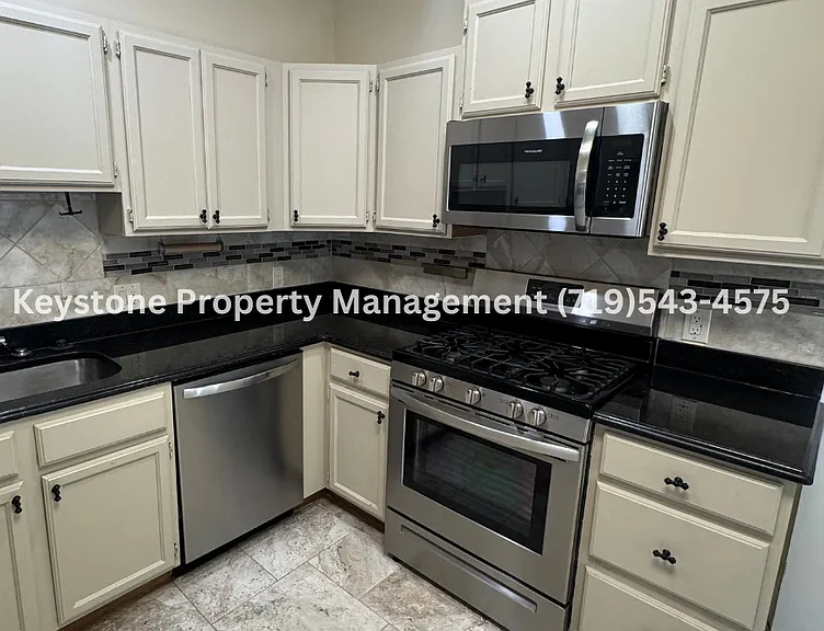 1410 Carteret Ave — Photo 20