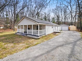 307 Radcliff Dr, Houghton Lake, MI 48629
