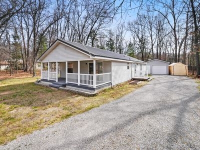 307 Radcliff Dr, Houghton Lake, MI, 48629