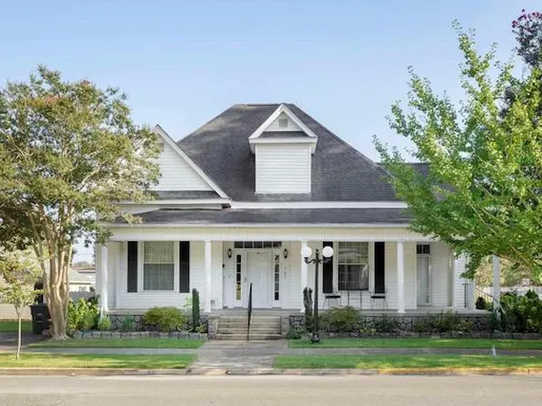 502 E Tombigbee St #A, Florence, AL 35630